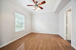 1427 W 25th St, Houston, TX 77008 - Photo 26