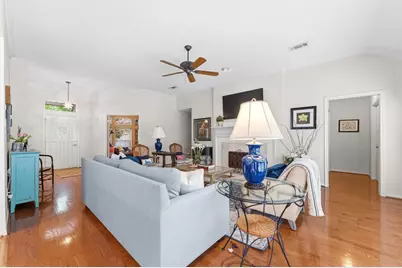 5411 Glade Estates Drive, Houston, TX 77339 - Photo 8