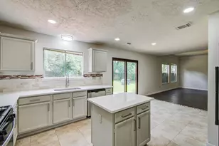 3746 Havenmoor Pl, Katy, TX 77449 - Photo 10