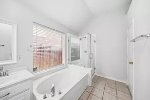 4723 Knights Branch Dr, Sugar Land, TX 77479 - Photo 14