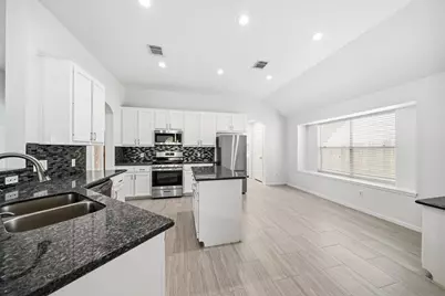 4723 Knights Branch Drive, Sugar Land, TX 77479 - Photo 8