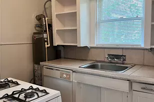 320 W Polk St, Houston, TX 77019 - Photo 12