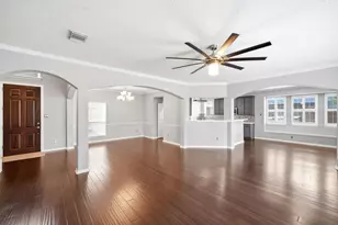 1323 Crystal Lake Cir E, Pearland, TX 77584 - Photo 14