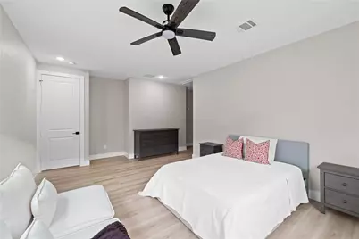 2606 Piemonte Avenue Cir, Spring, TX 77388 - Photo 10