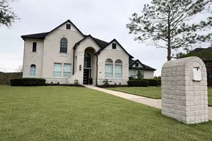 2855 Everett Dr, Friendswood, TX 77546 - Photo 2