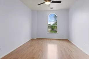2855 Everett Dr, Friendswood, TX 77546 - Photo 32
