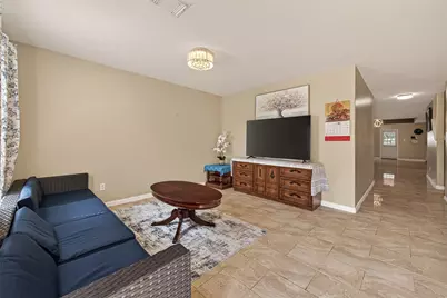8907 Rainesville Lane, Houston, TX 77075 - Photo 4