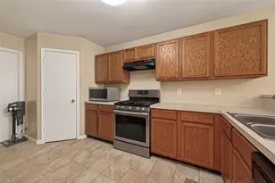 8907 Rainesville Ln, Houston, TX 77075 - Photo 16