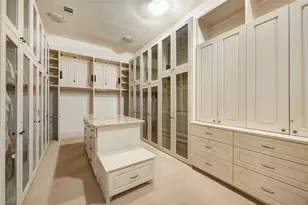 710 Pinehaven Dr, Houston, TX 77024 - Photo 26