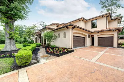 710 Pinehaven Drive, Houston, TX 77024 - Photo 2