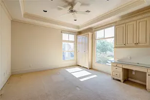 710 Pinehaven Dr, Houston, TX 77024 - Photo 34