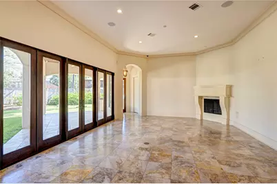 710 Pinehaven Drive, Houston, TX 77024 - Photo 40