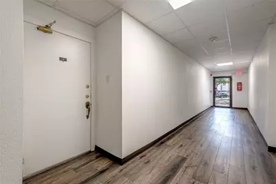 3005 Walnut Bend Lane #12, Houston, TX 77042 - Photo 18
