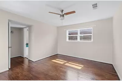 6926 Finch Street, Houston, TX 77028 - Photo 10