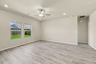 1907 Starlight St, Angleton, TX 77515 - Photo 14