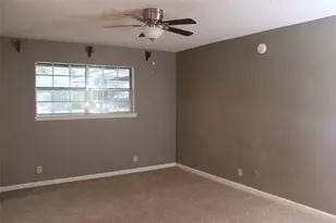 265 Wayne Dr, Clute, TX 77531 - Photo 20