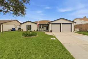 3710 17th St N, Texas City, TX 77590 - Photo 1