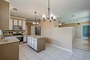 4731 Silverlake Dr, Sugar Land, TX 77479 - Photo 14