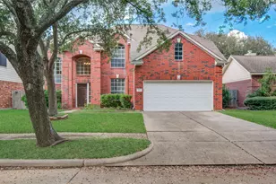 4731 Silverlake Dr, Sugar Land, TX 77479 - Photo 1