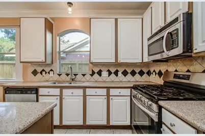 4731 Silverlake Drive, Sugar Land, TX 77479 - Photo 18