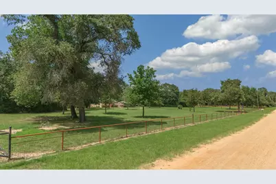 11531 Silver Springs Road, Rockdale, TX 76567 - Photo 2