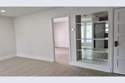 2118 Oakdale Street #5, Houston, TX 77004 - Photo 4