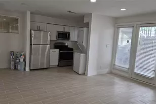 2118 Oakdale St, Houston, TX 77004 - Photo 2