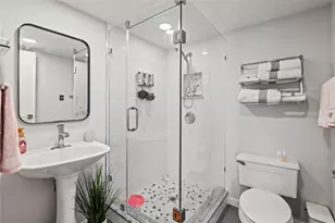 224 Seawall Blvd, Galveston, TX 77550 - Photo 12