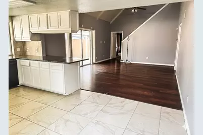 16250 Hollow Wood Drive, Houston, TX 77090 - Photo 6