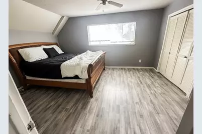 16250 Hollow Wood Drive, Houston, TX 77090 - Photo 12