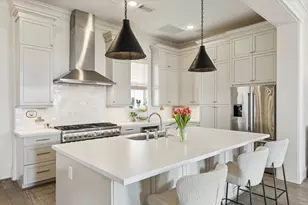 338 W 18th St, Houston, TX 77008 - Photo 16