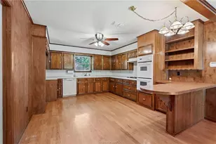 1907 Langford St, College Station, TX 77840 - Photo 8