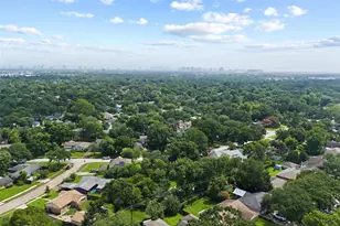 4825 Kingfisher Dr, Houston, TX 77035 - Photo 48
