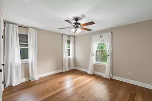 4825 Kingfisher Dr, Houston, TX 77035 - Photo 20