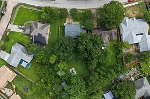 4825 Kingfisher Dr, Houston, TX 77035 - Photo 24