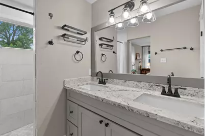 4825 Kingfisher Drive, Houston, TX 77035 - Photo 30