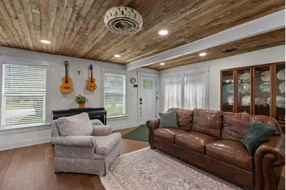4825 Kingfisher Drive, Houston, TX 77035 - Photo 1