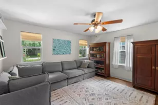 4825 Kingfisher Dr, Houston, TX 77035 - Photo 22