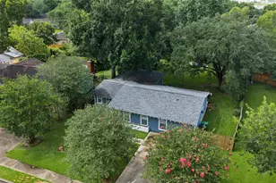 4825 Kingfisher Dr, Houston, TX 77035 - Photo 36