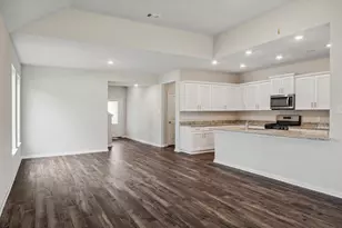 15642 Honey Cv Dr, Conroe, TX 77303 - Photo 2