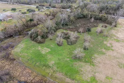 702 County Road 34, Angleton, TX 77515 - Photo 8