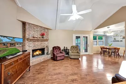 1403 Newport Boulevard, League City, TX 77573 - Photo 12