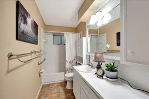 1403 Newport Blvd, League City, TX 77573 - Photo 24