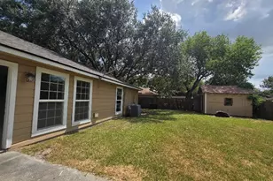 2410 Daffodil St, Highlands, TX 77562 - Photo 16