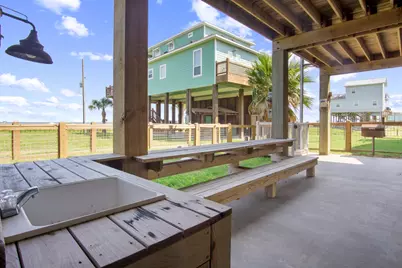 1958 Avenue I, Port Bolivar, TX 77650 - Photo 36