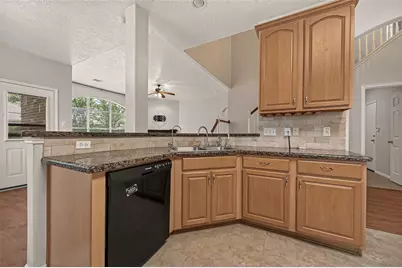 11218 Timbertree Lane, Houston, TX 77070 - Photo 18