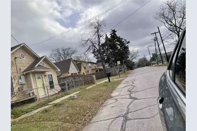 1504 S Kennedy Avenue, Tyler, TX 75701 - Photo 6