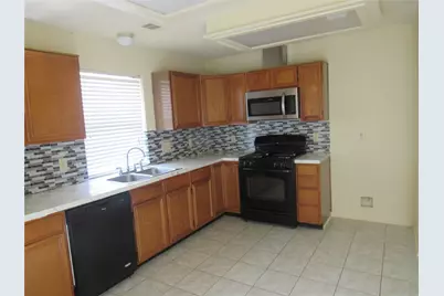 5418 Imperial Grove Drive, Houston, TX 77066 - Photo 4