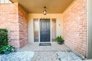 3611 W Creek Club Dr, Missouri City, TX 77459 - Photo 2