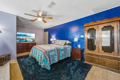 945 N Travis Street, Liberty, TX 77575 - Photo 14